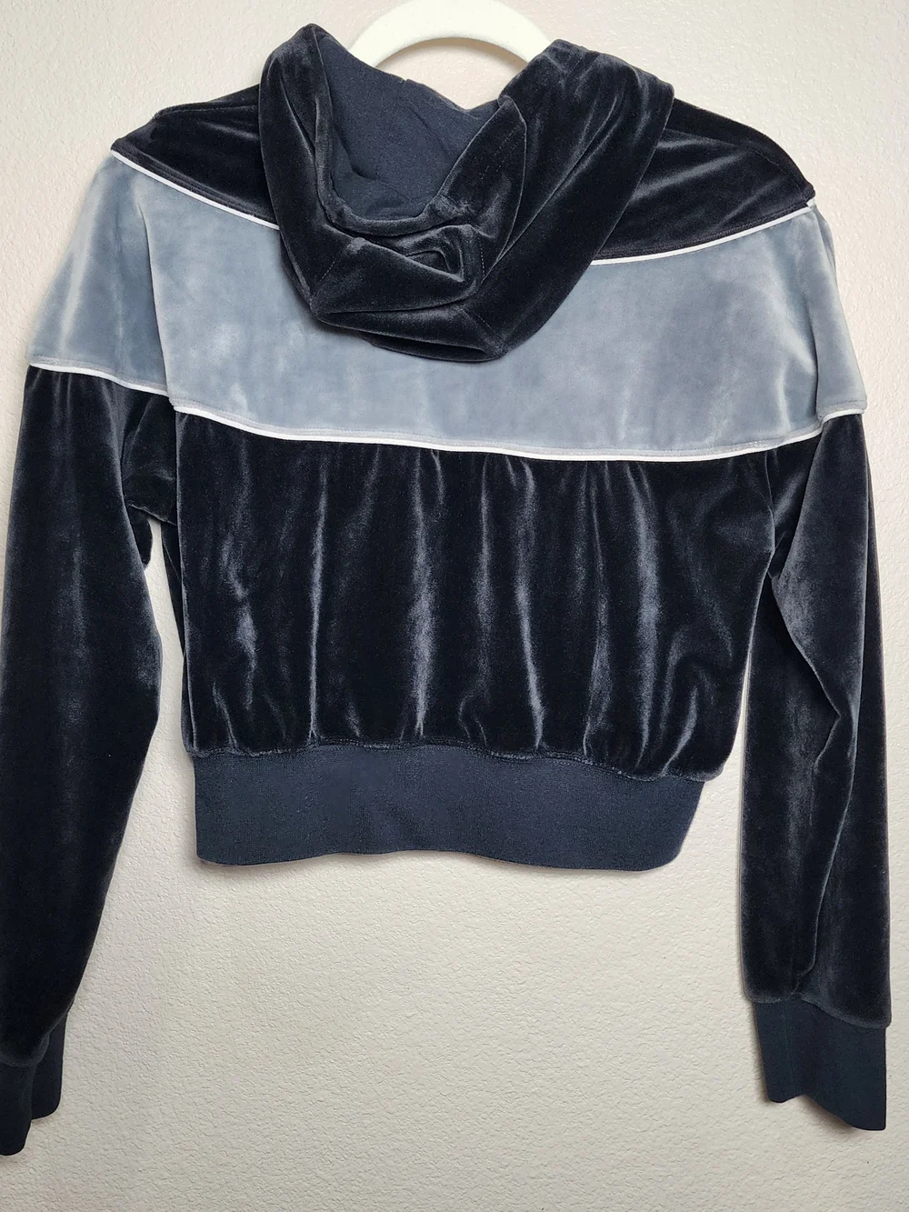 Nike Women's Black and Gray Velour Crop Hoodie Sweater